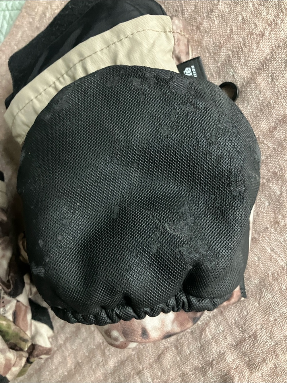 Cabela’s Hunting Mittens - Picture 5 of 11